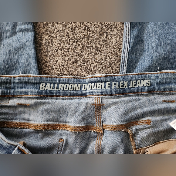 Duluth Mens 42x28 Ballroom Double Flex Carpenter Jeans - Picture 5 of 9